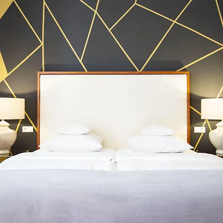 Ξενοδοχείο Bamberger Hof Bellevue 4*