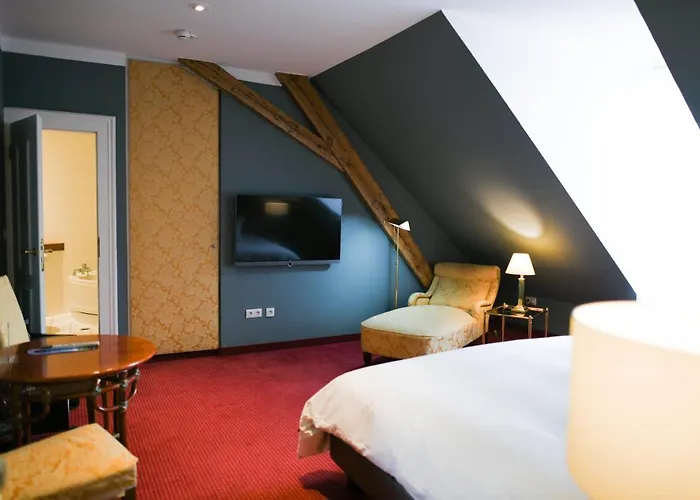 Bamberger Hof Bellevue Hotel 4*