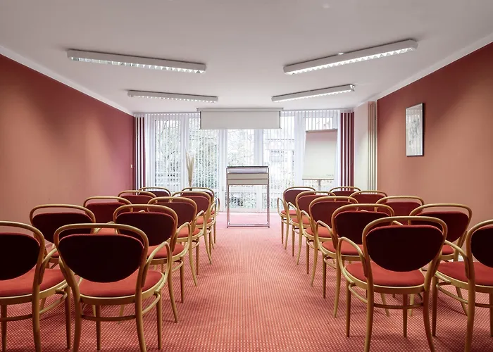 Bamberger Hof Bellevue Hotel 4*