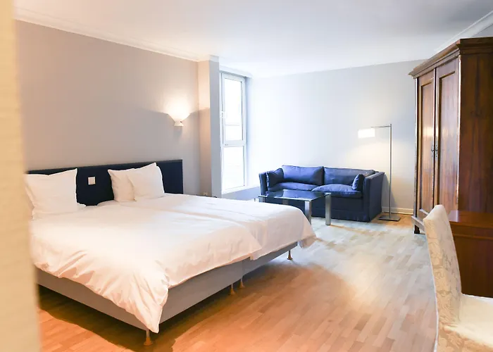 Bamberger Hof Bellevue Hotel 4*