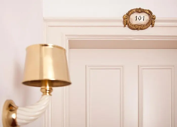 Bamberger Hof Bellevue Hotel 4*